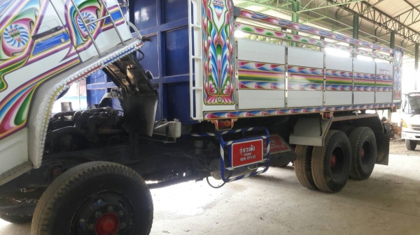 ขาย สิบล้อสวยๆ อีซูซุ ร็อค FXZ126A 210โบว์อินเตอร์ สโลส 2เพาใหญ่ ดั้มมีเนียม สภาพพร้อมใช้ สวยกริ๊ปบางเดิมเหลี่ยมทั้งคัน เล่มทะเบียนพร้อมโอน