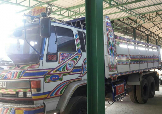 ขาย สิบล้อสวยๆ อีซูซุ ร็อค FXZ126A 210โบว์อินเตอร์ สโลส 2เพาใหญ่ ดั้มมีเนียม สภาพพร้อมใช้ สวยกริ๊ปบางเดิมเหลี่ยมทั้งคัน เล่มทะเบียนพร้อมโอน