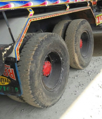 ขาย สิบล้อสวยๆ อีซูซุ ร็อค FXZ126A 210โบว์อินเตอร์ สโลส 2เพาใหญ่ ดั้มมีเนียม สภาพพร้อมใช้ สวยกริ๊ปบางเดิมเหลี่ยมทั้งคัน เล่มทะเบียนพร้อมโอน