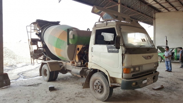 ขาย รถโม่ปูน 3 คิว HINO FC2WEKA คัสซีสวยตลอดเส้น โม่สวยปั้มดี รถพร้อมใช้งาน ทะเบียนเต็มพร้อมโอน