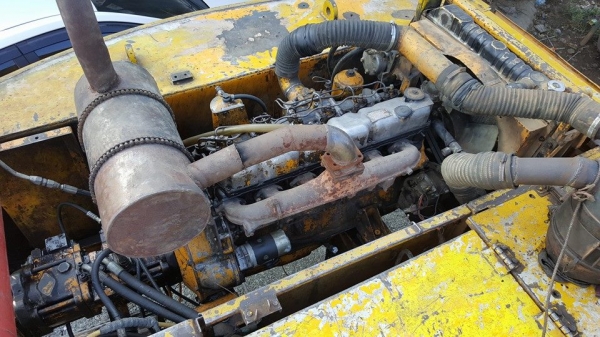 ขายรถขุดแบ็คโค kobelco 200มาร์คทรู เอวดี ปั๊มฟิตใหม่ ทำงานดีไม่โหลด ปั๊มk3v สภาพพร้อมลงงาน