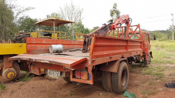 ขาย 6 ล้อ HINO KR360 ติดเครนพับ TADANO 2.9 ตัน กระบะยาว 6 เมตร คัสซีสวยตลอดเส้น ทะเบียนครบพร้อมโอน