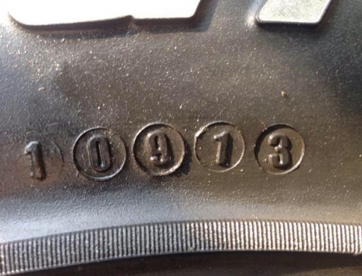 ยาง All BF goodrich 265 75 16 ปี13 จำนวน 2เส้น พร้อมใช้งาน ราคาไม่แพง ยาง All BF goodrich 265 75 16 ปี13 จำนวน 2เส้น พร้อมใช้งาน ราคาไม่แพง