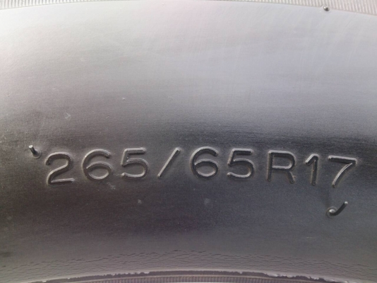 ขายแม็ก TOYOTA VIGO CHAMP ขอบ17 พร้อมยาง มิชลิน 265/65R17 ยางสัปดาห์ที่48ปี12 สวยๆ จำนวน 1 ชุด พร้อมน๊อตแท้ 24 ตัว ขายแม็ก TOYOTA VIGO CHAMP ขอบ17 พร้อมยาง มิชลิน 265/65R17 ยางสัปดาห์ที่48ปี12 สวยๆ จำนวน 1 ชุด พร้อมน๊อตแท้ 24 ตัว