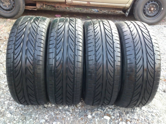 ขายาง HANKOOK 195/55R15 ยางสัปดาห์ที่32ปี12 ดอกยางเต็มไม่มีปะสวยๆ จำนวน 1 ชุด