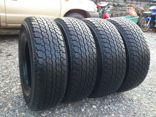 ขายยาง บริดสโตน 255/70R15 ยางปี10 ดอกยางเต็มใข้งานน้อยไม่มีปะสวยๆ จำนวน 1 ชุด