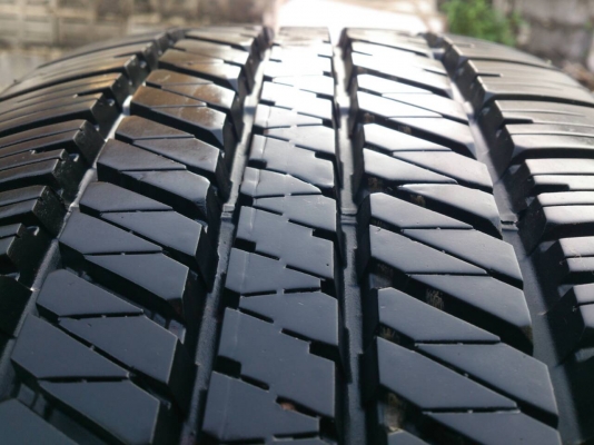 ขายยาง บริดสโตน 265/65R17 ยางสัปดาห์ที่06 ปี15 ดอกยางเต็มนิ่มหนาสดเท่ากันไม่แตกลายไม่ร้าวไม่กินข้างไม่มีปะสวยมากๆ (สภาพยาง95\%) จำนวน 1 ชุด ขายยาง บริดสโตน 265/65R17 ยางสัปดาห์ที่06 ปี15 ดอกยางเต็มนิ่มหนาสดเท่ากันไม่แตกลายไม่ร้าวไม่กินข้างไม่มีปะสวยมากๆ (สภาพยาง95\%) จำนวน 1 ชุด