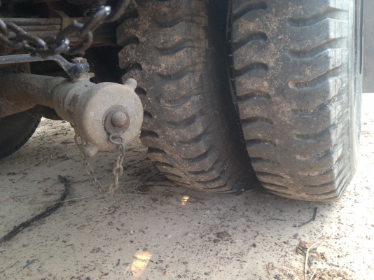 ขาย  ISUZU รถบรรทุกนำ้มัน   จุ 6,000 ลิตร รถสวยสภาพดี ขาย 580,000 บาท