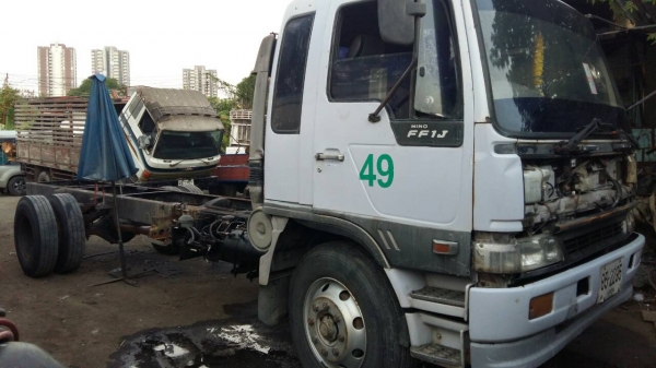 ขาย หัว+แคชซี หกล้อ ฮีโน่ FF1J-JO8C-210ปี40 ช่วงยาว 6.50ม สภาพดีเดิมๆพร้อมใช้งาน ทะเบียนพร้อมโอน ขาย หัว+แคชซี หกล้อ ฮีโน่ FF1J-JO8C-210ปี40 ช่วงยาว 6.50ม สภาพดีเดิมๆพร้อมใช้งาน ทะเบียนพร้อมโอน