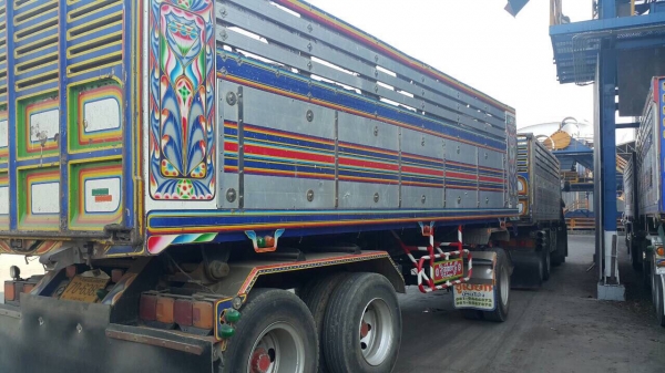 ขาย 360 ปี 54 พ่วงแม่ลูกดั้มมิเนียม อู่ ซุนชัย จะซื้อสดหรือผ่อนก็ได้ครับ เรามีไฟแน้นไว้บริการลูกค้าซื้อผ่อนครับ