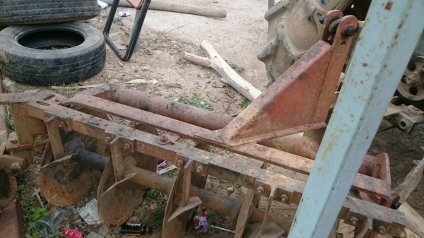 ขายรถไถนา มิสซู 25 แรง เครื่องดีสตาสติดง่าย เกียร์ดี หางไวไม่ตก พร้อมผานพรวน พร้อมใช้งาน ราคาคุยกันได้ครับ