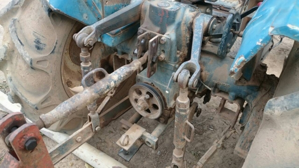 ขายรถไถนา มิสซู 25 แรง เครื่องดีสตาสติดง่าย เกียร์ดี หางไวไม่ตก พร้อมผานพรวน พร้อมใช้งาน ราคาคุยกันได้ครับ