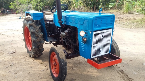 จัดส่ง จ.ปทุมธานี ขอบคุณครับ ขายรถไถแชมป์ 25แรง พร้อมผาน5 พร้อมใช้งาน