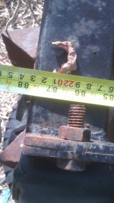 2700 บาท ขายขลุบติดท้ายรถไถนานั่งขับ ซื้อมาไม่ได้ใช้ กว้าง 2.20 เมตร พร้อมใช้งาน ใส่ได้กับทุกรุ่น