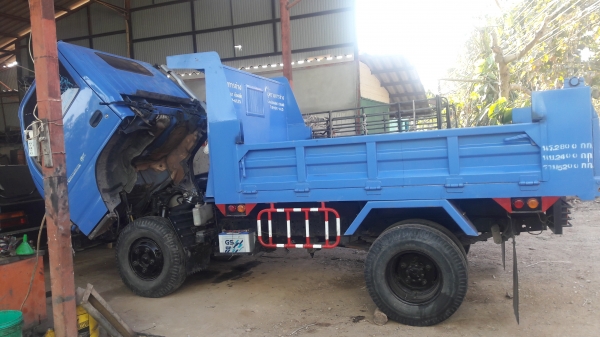 รถหกล้อ