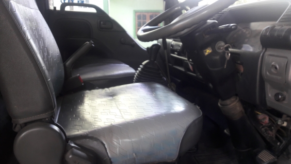 รถหกล้อ