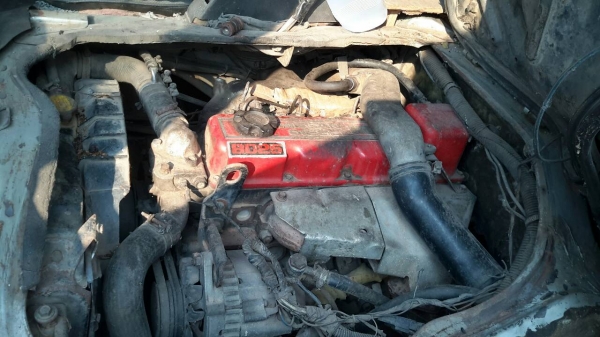 ขายรถตู้นิสสัน จดทะเบียนปี38 เครื่องไม่ติด ขายตามสภาพ