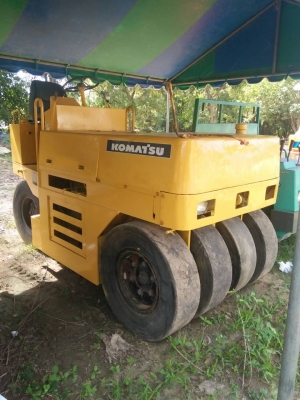 ขาย 79,000 รถบดเล็กเก่านอกเอกสารอินวอยท์รถสวยพร้อมใช้ 090-772-3710 090-772-3708