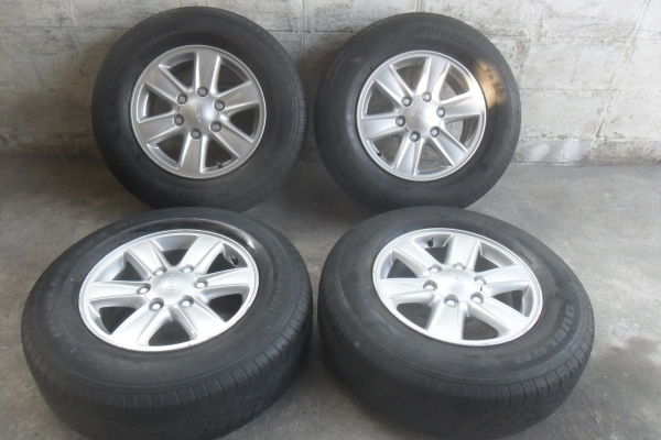 ล้อแม็ก16นิ้ว6รู อีซูสุ  พร้อมยาง สวยๆ 4 ล้อ ราคา 7900 บาท