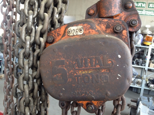 ขายรอกโซ่มือสาว Vital 5ton. made in Japan สภาพดีสีไม่สวย ใช้งานได้ดี พร้อมใช้งานครับ