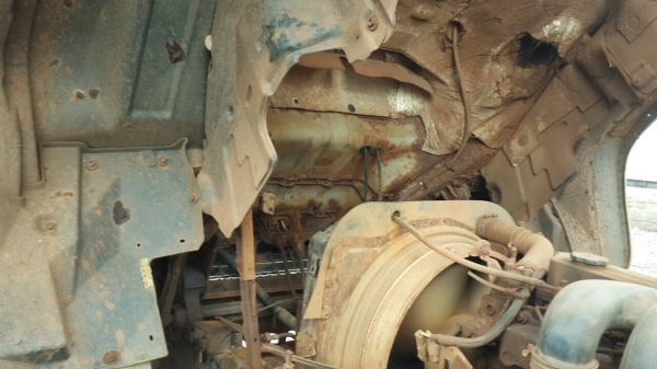 ขายสิบล้อ ISUZU DEGA 195 2 เพลาดั้ม เครื่องเกียร์ดี ยางพอใช้ เอกสารเล่มทะเบียนพร้อมโอน