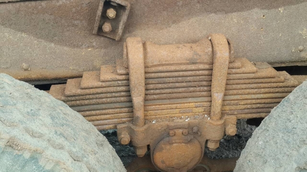 ขายสิบล้อ ISUZU DEGA 195 2 เพลาดั้ม เครื่องเกียร์ดี ยางพอใช้ เอกสารเล่มทะเบียนพร้อมโอน