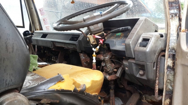 ขาย MITSUBISHI FN527 TD4XXX สภาพพร้อมใช้งาน เครื่องดี ยางพอใช้ ดั้มสองเพลา เอกสารพร้อมโอน