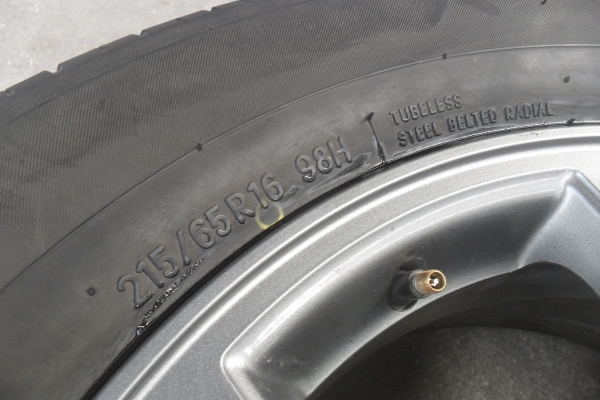 ล้อแม็ก16นิ้ว5รู114 วีโก้ พร้อมยาง สวยๆ 4 ล้อ ราคา 7900 บาท ล้อแม็ก16นิ้ว5รู114 วีโก้ พร้อมยาง สวยๆ 4 ล้อ ราคา 7900 บาท