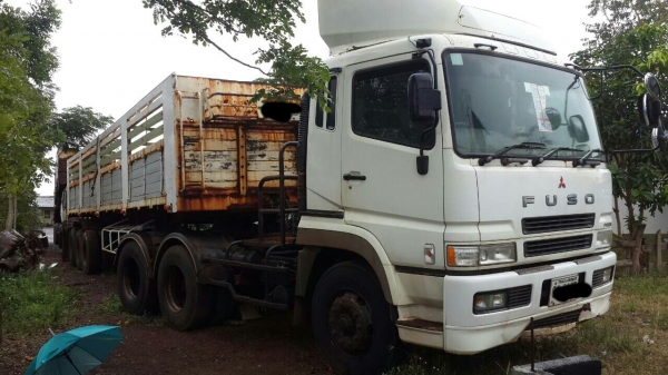 ขายหัวลาก MITSUBISHI  FV51JHR 380 แรง ปี51สภาพพร้อมใช้งาน พร้อมหางคอกลูกสามเพลาไม่ดั้ม สภาพพร้อมใช้งาน เอกเล่มทะเบียนพร้อมโอน