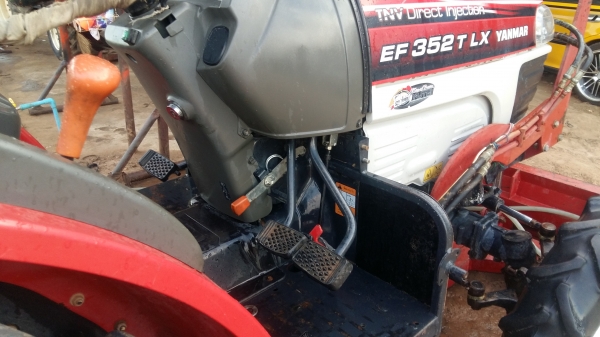 มัดจำแล้วครับ ยันม่ารEF352T LX แถม อุปกรณ์4อย่าง ผาน 5X22นิ้ว โรตารี่ ดันดินหน้า คราดสภาพงามๆพร้อมใช้ครับ มัดจำแล้วครับ ยันม่ารEF352T LX แถม อุปกรณ์4อย่าง ผาน 5X22นิ้ว โรตารี่ ดันดินหน้า คราดสภาพงามๆพร้อมใช้ครับ