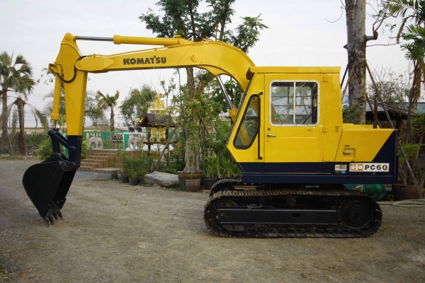 รถเเบคโฮ KOMATSU PC60-2 สภาพพร้อมใช้งาน นำเข้าจากญี่ปุ่น มี VDO ทดลองขับให้ดู ติดต่อ 086-775-7900, 086-324-1992
