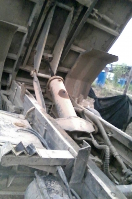 ISUZU 6BD1 มีเพาเวอร์ เกียร์กลาง มีสโลว์ เฟืองท้าย FUSO