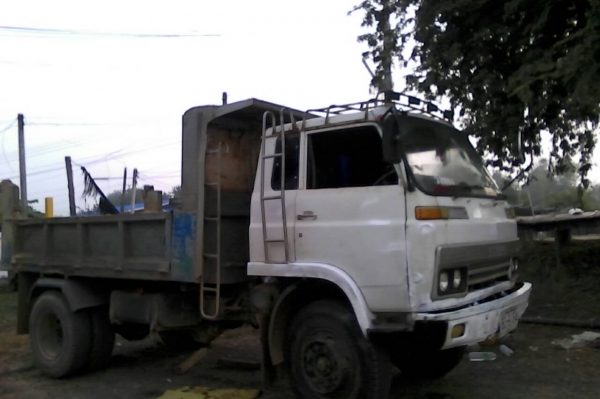 ISUZU 6BD1 มีเพาเวอร์ เกียร์กลาง มีสโลว์ เฟืองท้าย FUSO