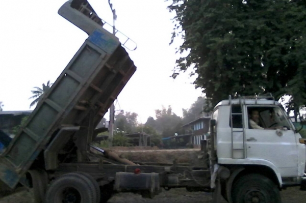 ISUZU 6BD1 มีเพาเวอร์ เกียร์กลาง มีสโลว์ เฟืองท้าย FUSO