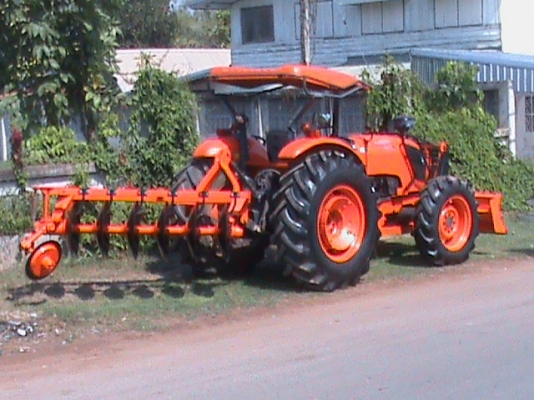 ขายรถไถ Kubota M9540 (4WD) 95แรงม้า ผานหน้า ผานหลัง เครื่องแน่น สภาพเยี่ยม