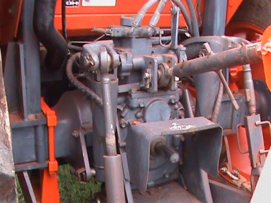 ขายรถไถ Kubota M9540 (4WD) 95แรงม้า ผานหน้า ผานหลัง เครื่องแน่น สภาพเยี่ยม