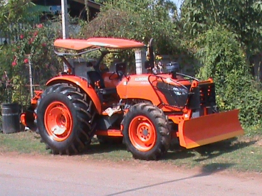ขายรถไถ Kubota M9540 (4WD) 95แรงม้า ผานหน้า ผานหลัง เครื่องแน่น สภาพเยี่ยม