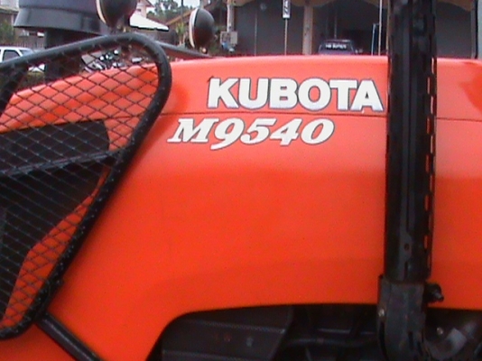 ขายรถไถ Kubota M9540 (4WD) 95แรงม้า ผานหน้า ผานหลัง เครื่องแน่น สภาพเยี่ยม