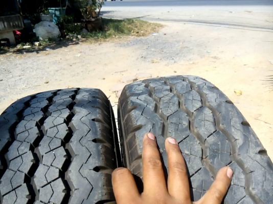 แม็กไทรทัน5รู พร้อมยางบริดโตน215/70/15ปี15 4เส้น