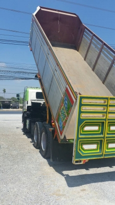 สิบล้อ ฮีโน่ 320ปี48 ดั้มมีเนียม(มีระบบลากจูงครบ)สถาพดีสวยเดิมพร้อมใช้งาน ทะเบียนพร้อมโอน