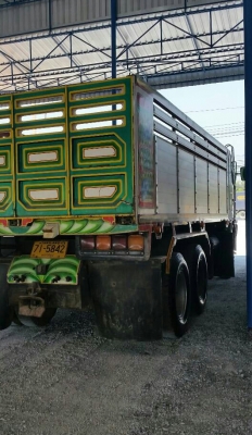 สิบล้อ ฮีโน่ 320ปี48 ดั้มมีเนียม(มีระบบลากจูงครบ)สถาพดีสวยเดิมพร้อมใช้งาน ทะเบียนพร้อมโอน