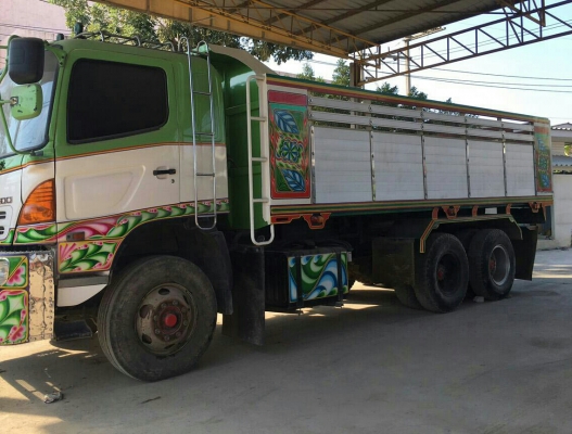 สิบล้อ ฮีโน่ 320ปี48 ดั้มมีเนียม(มีระบบลากจูงครบ)สถาพดีสวยเดิมพร้อมใช้งาน ทะเบียนพร้อมโอน