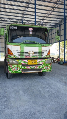 สิบล้อ ฮีโน่ 320ปี48 ดั้มมีเนียม(มีระบบลากจูงครบ)สถาพดีสวยเดิมพร้อมใช้งาน ทะเบียนพร้อมโอน