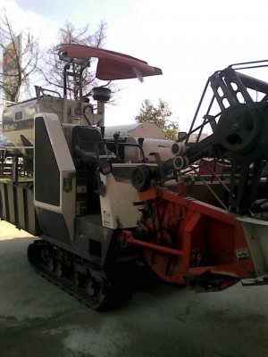 ขายรถเกี่ยวข้าว KUBOTA DC60 ปี54 ใช้งานน้อย ช่วงล่างดี สภาพพร้อมใช้งาน สนใจโทร 090-8588220คุณนะ 093-3258446คุณบิว หรือเข้าดูสินค้าอื่นๆได้ที่ www.truck.in.th/498 หรือเพจFacebook ณรงค์ ซื้อขายรถมือสอง (เว็บไซต์ส่วนตัว) หรือFacebook คุณนะ รถบรรทุก