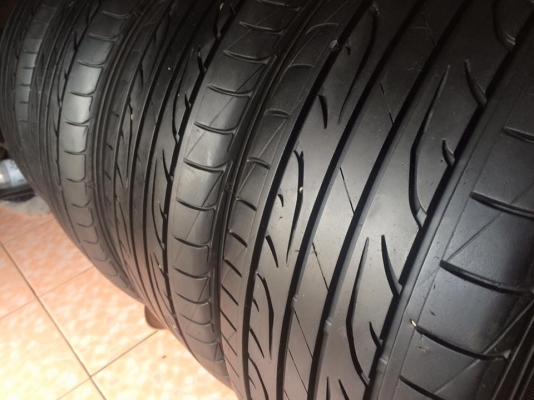 ขายยาง 235/50/18 ปี13 ดันลอป 704