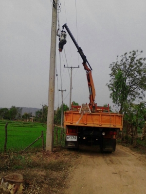 ขายรถหัวยาวติดเครน3ตันเครื่อง140แรงช่วงล่างใหญ่ สภาพพร้อมใช้งาน คัชซีดีไม่ผุ เครื่องดี หัวเก๋งดี ทะเบียนไม่ขาด เอกสารพร้อม สนใจ099-2489947