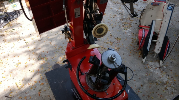 เครื่องถอดยาง 10 ถึงขอบ 20 รหัสสินค้า U - 3 เครื่องถอดยาง 10 ถึงขอบ 20 รหัสสินค้า U - 3