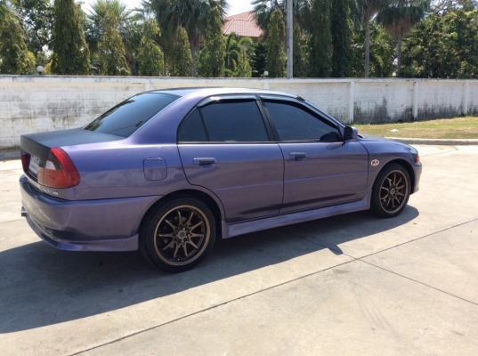 ขายรถ มิตซู แลนเซอร์ 1.6 GLXi ปี01 เครื่อง 1.6 เกียร์ออโต้ ติดแก๊สLPG ระบบหัวฉีดใช้ได้ 2ระบบ ชุดแต่ง ภายในเบาะหนังดำด้ายแดง ไฟฟ้าทั้งคัน แอร์เย็น วิทยุCD/TVพร้อม ตัวถังเดิมๆสีบางเดิมทั้งคัน แม็กCE28 ขอบ17" ดิสก์4ล้อ รถขับดี พร้อมใช้ครับ ขายรถ มิตซู แลนเซอร์ 1.6 GLXi ปี01 เครื่อง 1.6 เกียร์ออโต้ ติดแก๊สLPG ระบบหัวฉีดใช้ได้ 2ระบบ ชุดแต่ง ภายในเบาะหนังดำด้ายแดง ไฟฟ้าทั้งคัน แอร์เย็น วิทยุCD/TVพร้อม ตัวถังเดิมๆสีบางเดิมทั้งคัน แม็กCE28 ขอบ17" ดิสก์4ล้อ รถขับดี พร้อมใช้ครับ