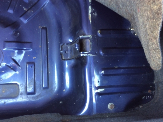 ขายรถ มิตซู แลนเซอร์ 1.6 GLXi ปี01 เครื่อง 1.6 เกียร์ออโต้ ติดแก๊สLPG ระบบหัวฉีดใช้ได้ 2ระบบ ชุดแต่ง ภายในเบาะหนังดำด้ายแดง ไฟฟ้าทั้งคัน แอร์เย็น วิทยุCD/TVพร้อม ตัวถังเดิมๆสีบางเดิมทั้งคัน แม็กCE28 ขอบ17" ดิสก์4ล้อ รถขับดี พร้อมใช้ครับ ขายรถ มิตซู แลนเซอร์ 1.6 GLXi ปี01 เครื่อง 1.6 เกียร์ออโต้ ติดแก๊สLPG ระบบหัวฉีดใช้ได้ 2ระบบ ชุดแต่ง ภายในเบาะหนังดำด้ายแดง ไฟฟ้าทั้งคัน แอร์เย็น วิทยุCD/TVพร้อม ตัวถังเดิมๆสีบางเดิมทั้งคัน แม็กCE28 ขอบ17" ดิสก์4ล้อ รถขับดี พร้อมใช้ครับ