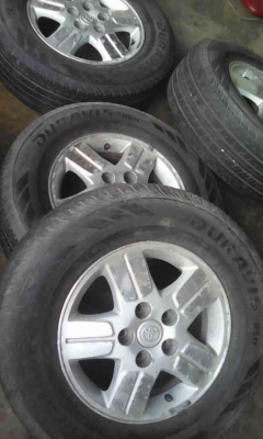แม๊ก ขอบ 15 ขนาด 5 รู วีโก้ ยาง 215/70R15 BRIDGESTONE DURAVIS R611 ชุด 4 ล้อ tel.081-427-3941 ไอดีไลน์ autobot107 แม๊ก ขอบ 15 ขนาด 5 รู วีโก้ ยาง 215/70R15 BRIDGESTONE DURAVIS R611 ชุด 4 ล้อ tel.081-427-3941 ไอดีไลน์ autobot107